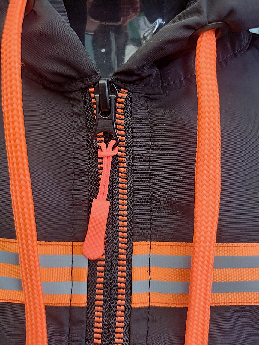 Cortavientos Premium de Nylon para Hombre - Image 4