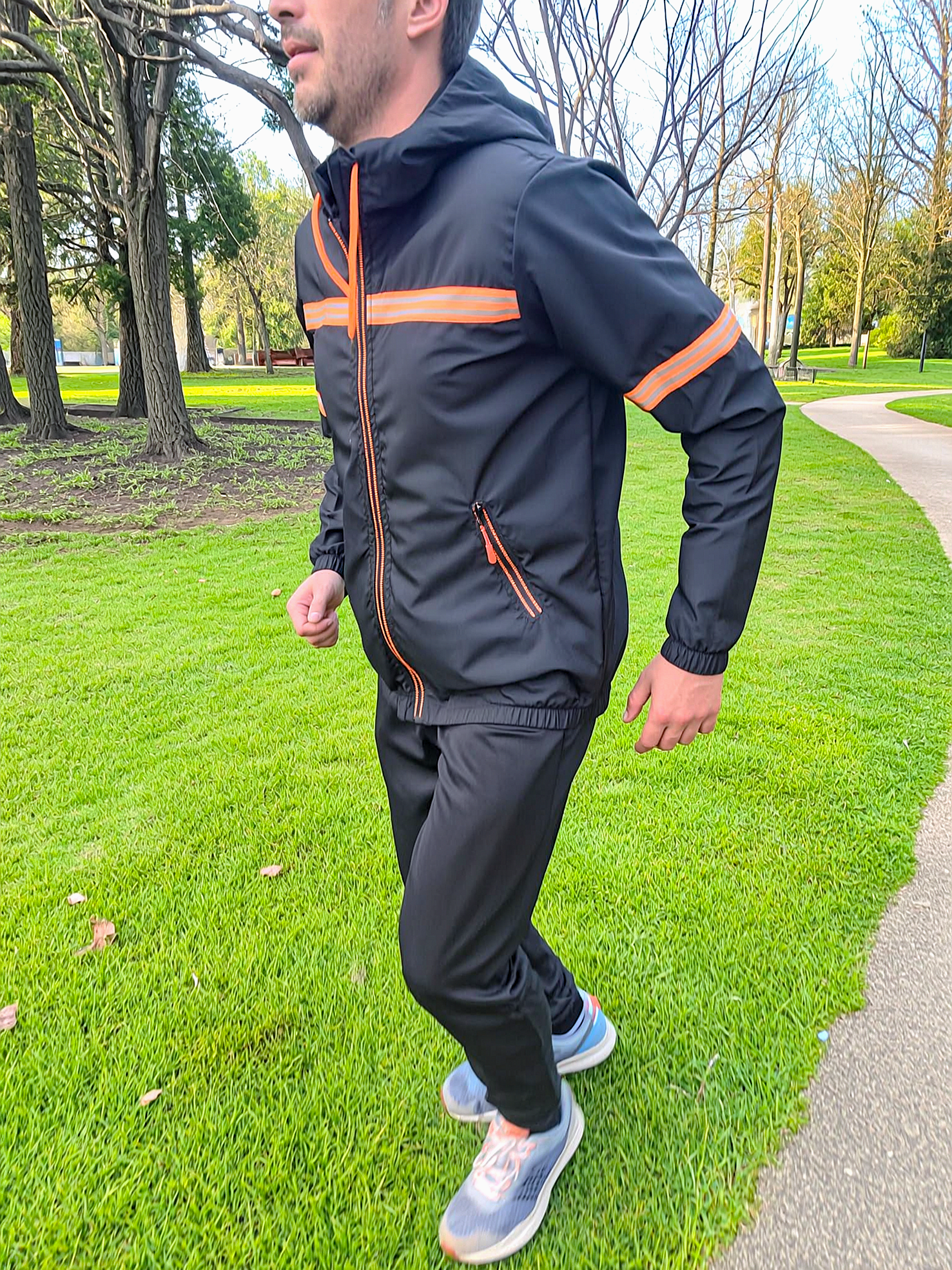 Cortavientos Premium de Nylon para Hombre - Image 7